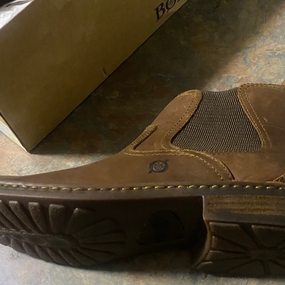 Born Men's Tan Leather Ankle Boots - Picture 4 of 4